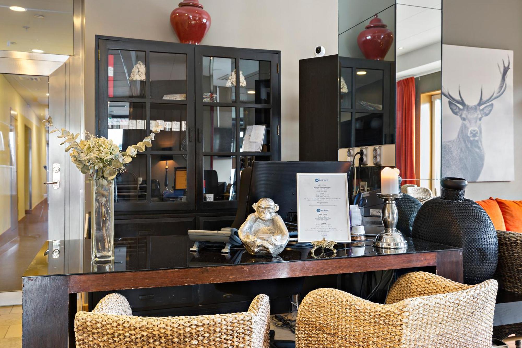 Best Western Solna Business Park Экстерьер фото